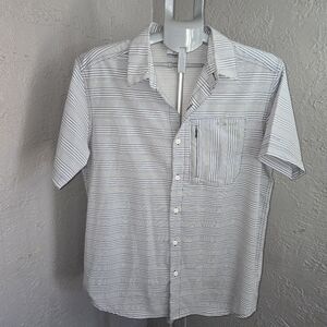 Men's Columbia Vented Striped Short Sleeve Button Down Shirt Medium Sport